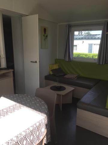 Mobile-Home 100M Plage Utah Mme Surget Сент-Мари-дю-Мон Экстерьер фото